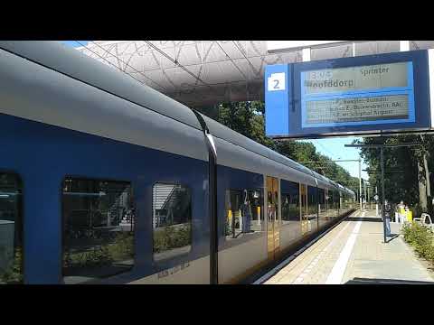 De trein naar Hoofddorp vertrekt vanuit Hilversum Media Park.