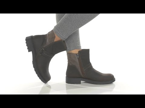 Clarks Opal Rose SKU: 9780039