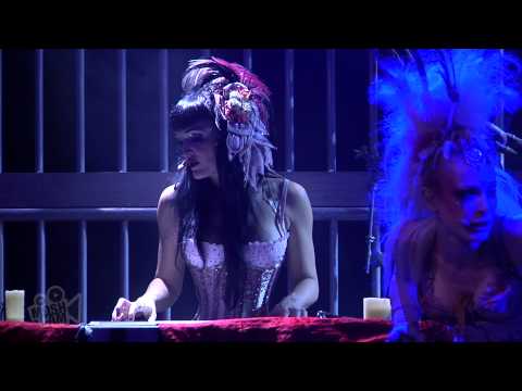 Emilie Autumn - Gaslight   (Live in Los Angeles) | Moshcam