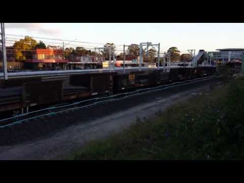 PACIFIC NATIONAL'S NR68/47/AN3/9/56 AT GLENFIELD