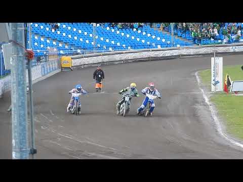 Stal Rzeszów- Row Rybnik 4.5.2014 W 7  K.Larsen(cz)Mich.Szczepanik(ż)P.Miesiąc(n)K.Woryna(b)4:2