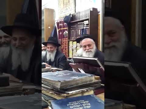 שיעורים כלליים - תדמית הישיבה - השקת סידור של הישיבה - ערבית ליל פסח