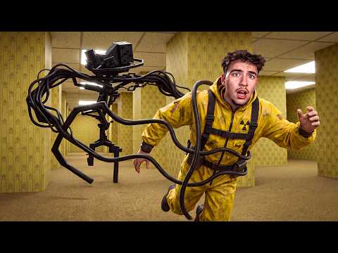 J'ai passé 100 JOURS dans les BACKROOMS...