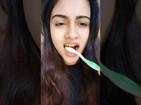 Magical Teeth Whitening at home instantly 😍😬 #shorts #youtubeshorts #ashortaday #homeremedies