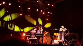 So In Love - Cécile McLorin Salvant