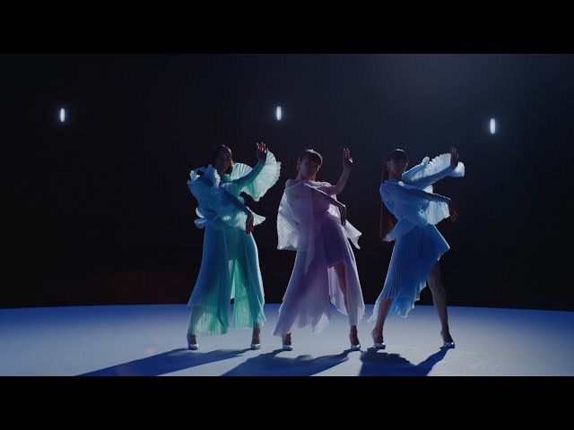 Perfume「Moon」本日リリース!リリースを記念して、LINE MUSICで再生キャンペーンがスタート!豪華プレゼントも! また今夜21時には「Moon」Music VideoがYouTubeプレミア公開! 2 YouTubeサムネイル