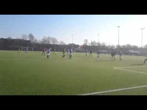 Heerlijk afgerond doelpunt bij SC Leovardia