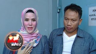 Download lagu Alami Pusing dan Mual-mual, Angel Lelga Hamil Muda? - Hot Shot 17 Maret 2018 mp3