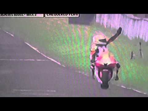 M Fadli get hit from back - SS600 Race 2 ARRC Sentul 2015