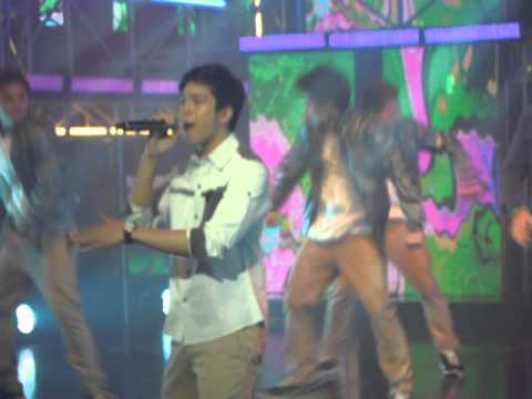 @SuperElmo "Bagsakan" #Gloc9OnLiveNow