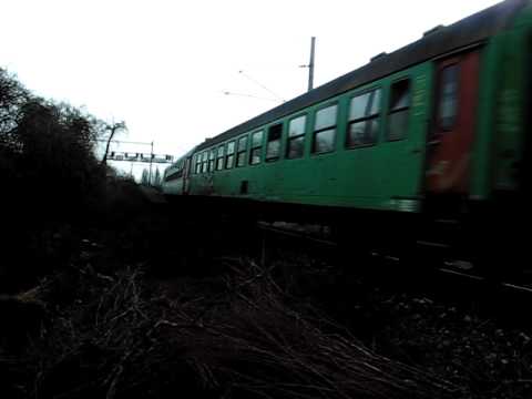 Okuliarnik 750.058 ťahá na hlavnú stanicu na Os 4328