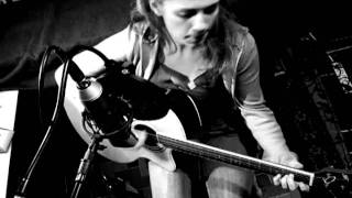 Ojos de Gata - Los Secretos version