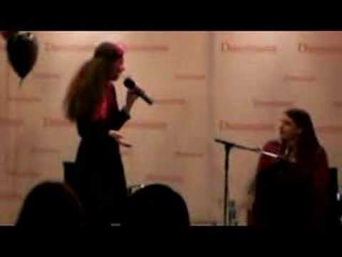 download lagu mp3 mp4 Stefanie Meyer Berlin, download lagu Stefanie Meyer Berlin gratis, unduh video klip Download Stefanie Meyer Berlin Mp3 dan Mp4 Popular Gratis