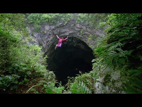 Top 10 Most Amazing Caves