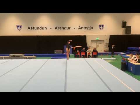Agnes Suto - GK mót 2022 - floor