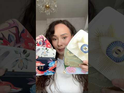 2025 vs 2024 HOURGLASS HOLIDAY PALETTES! 😳