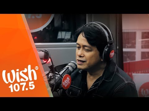 Marco Sison performs "My Love Will See You Through" LIVE on Wish 107.5 Bus