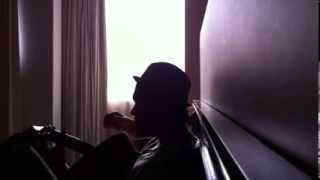 Crónica de un beso por Mauricio Sánchez