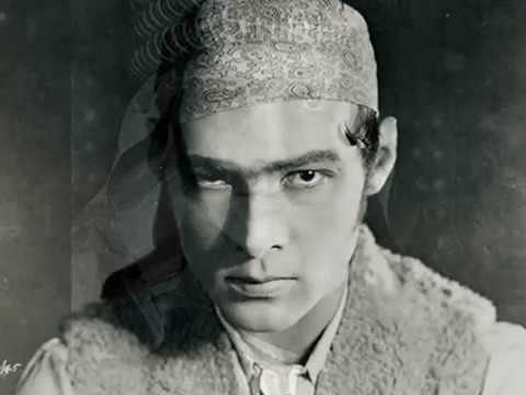 Roaring 20s: Jules Herbuveaux' Palmer House Victorians - Desert Eyes, 1926