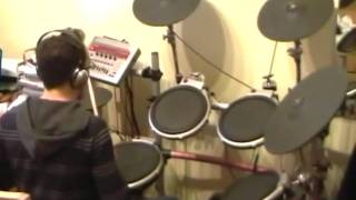 train  let it  roll  drum