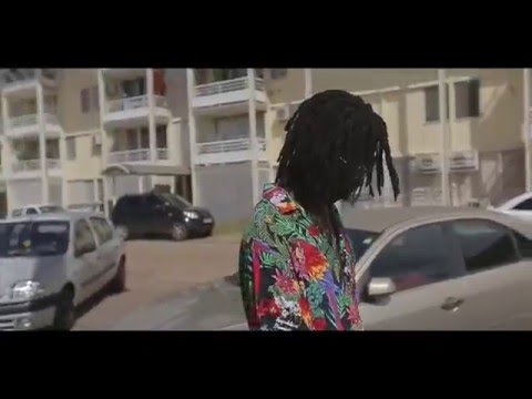 LYPHIK - PA MÉLÉ  " elle en veut "