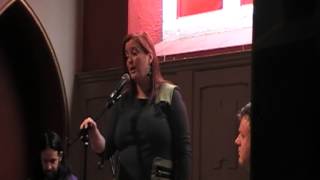 Irish Traditional song. After Aughrims great disaster. Noirin Lynch. Ennis Trad festival 2012