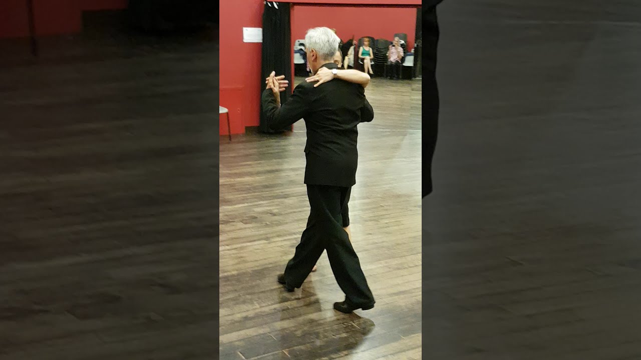 Video thumbnail for Paula Franciotti Orlando Scarpelli - cierre de curso - Tango Pista - D'arienzo
