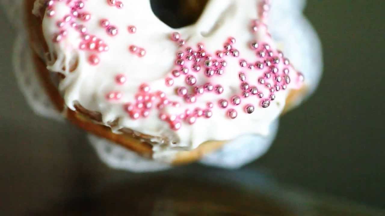 Donut Ring with Pink Sprinkles - Ilianne Jewelry Made of Love - Polymer Clay Jewelry