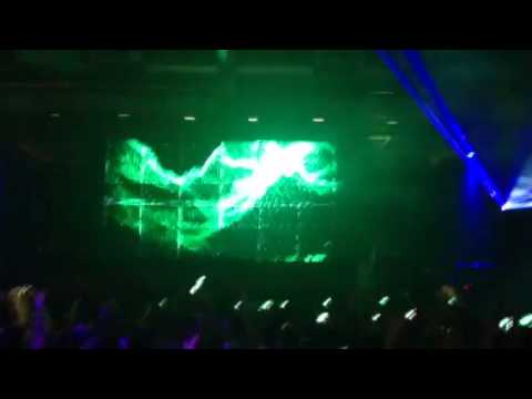 Opening Frontliner at Thrillogy 2013