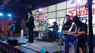 Trevor Panczak (Live) covering: Old Back In The New School by Justin Moore