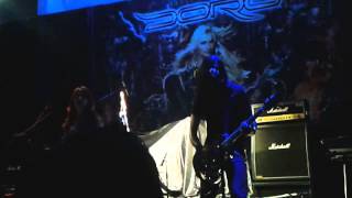 Evil Queen - It's going to hurt - DORO PESCH - Banda telonera - Circo Volador 2014