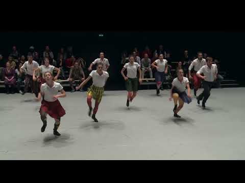 Kamuyot - Ohad Naharin / Compagnie Grenade - Extrait spectacle