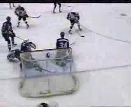 1999-00 Round 2/Game 3: Alexander Mogilny Goal