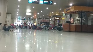 preview picture of video 'Suasana Malam Di Bandara Juanda Surabaya'