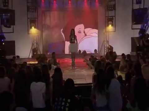 Larissa Murai - Deixa Brilhar On Disneyllon In Concert (HD)