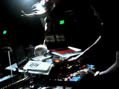 Dubfire @ Beat, Denver Canada 05.2010 plays Mihalis Safras 'Mambo'