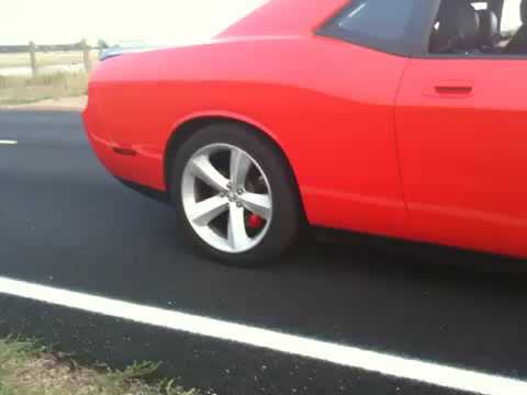 TFLcar.com - Challenger SRT8 without traction control