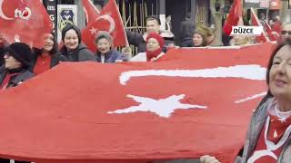 Kadınların 1881 Motifle Ördükleri Türk Bayrağı Dikkat Çekti