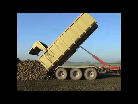 GRIMME SUGAR BEET HARVESTER DEMONSTRATION