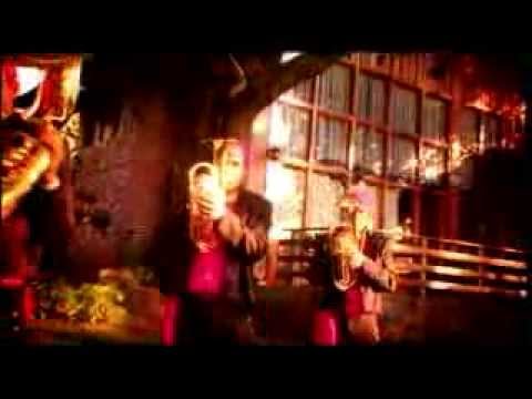 Banda Pelillos - La Distancia (Video Oficial)