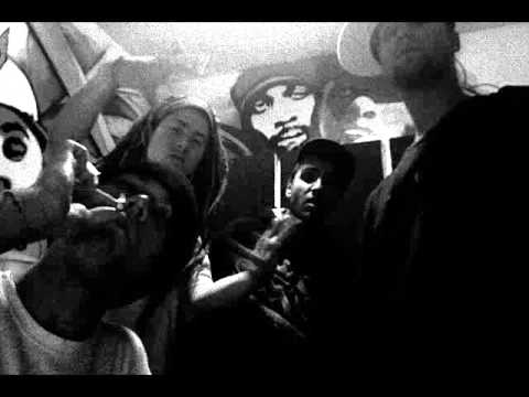 BEAZET KRITIKZ FT ZPOZA RYMU TAK AKORAT DIRTY DRITO REMIX SCRATCH SHAMANITOO