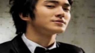 Choi Siwon(Michael Bolton-Love with my eyes closed)