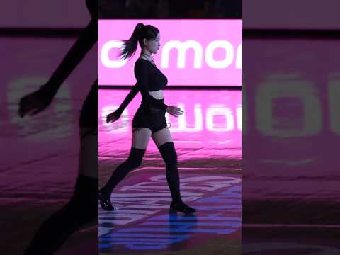 欸乾! 晧禎的膝上襪造型也太神了吧!!! #李晧禎 #이호정 #李雅英 #이아영 #南珉貞