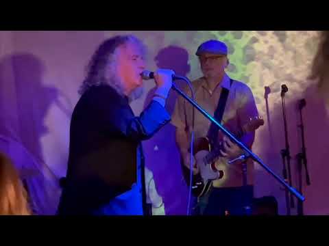 The Quags Sing The Troggs'  Our Love Will Still Be there