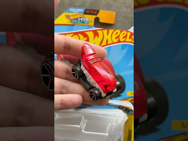 Vídeo relacionado con Hot Wheels - Sintonizador de sushi - Fast Foodie 2/5 - JBC01 - Short Card - Rosa - Modelo de fantasía con diseño de atún - Mattel 2025-1:64