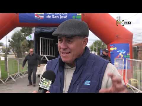JUAN GONZÁLEZ, JUNTA LOCAL DE PERAZZA, RECIBIERON A CORREDOR POR LA SALUD MENTAL QUE RECORRE EL PAÍS