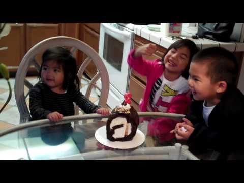 Nyree's Cake.MP4
