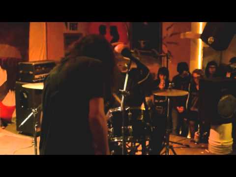 Iron Lung (The Funeral Home - 04-07-2013)