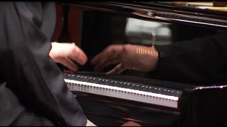 Ravel: Klavierkonzert D-Dur ∙ hr-Sinfonieorchester ∙ Jean-Efflam Bavouzet ∙ Juraj Valčuha