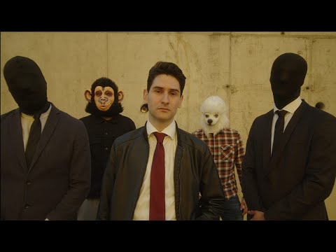 Daniel B - 200 pitanja (Official Video)